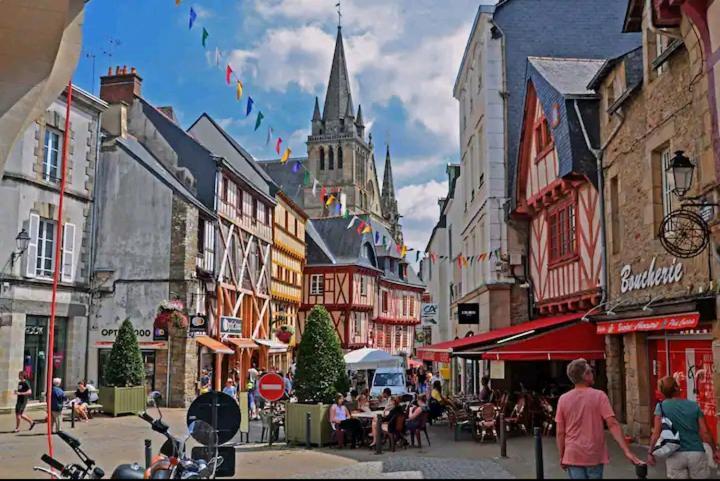 L'Urban Centre Ville Linge Cafe The Inclus Vannes Exterior photo
